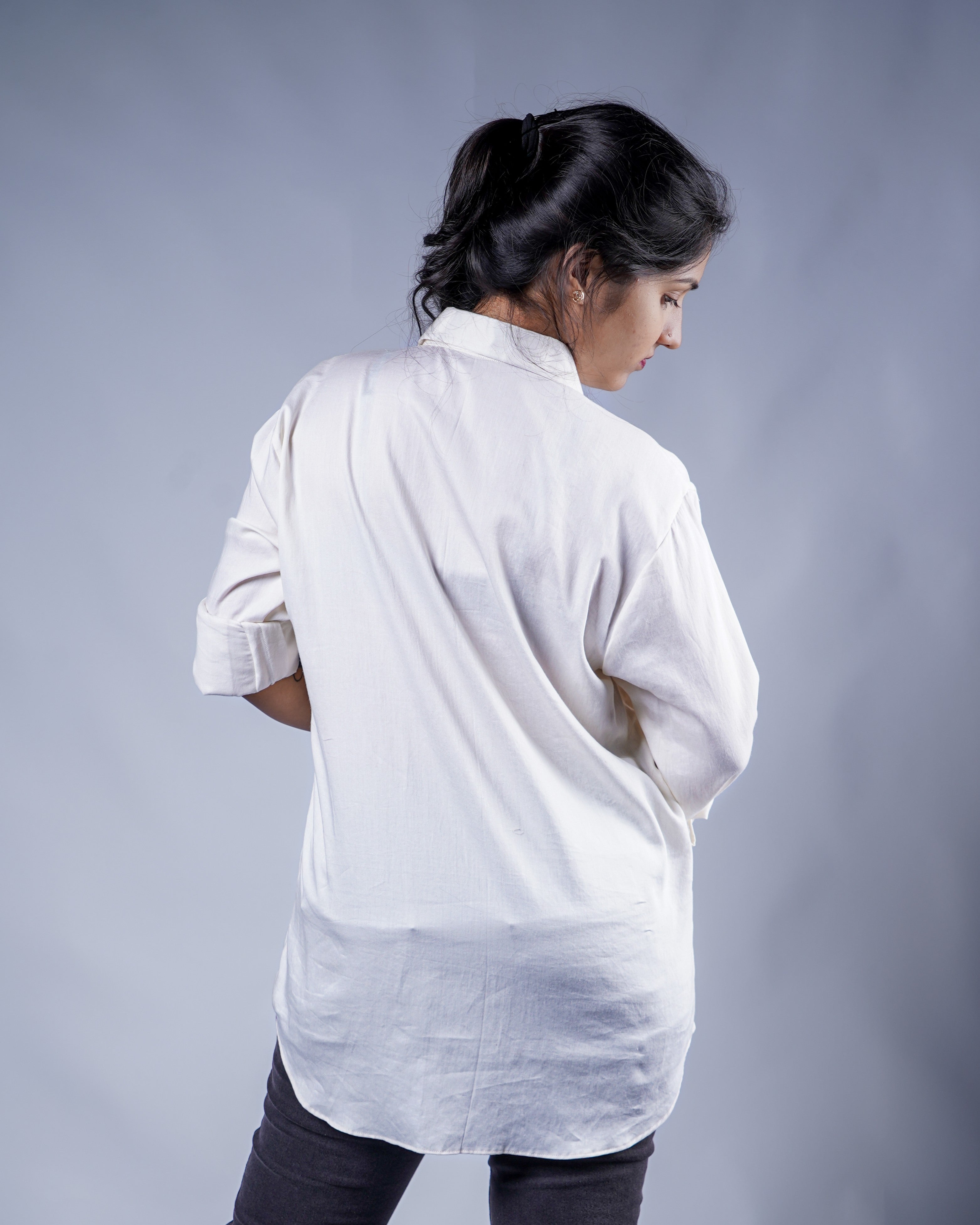 Trevae’s  Ivory Vine  Signature  Shirt